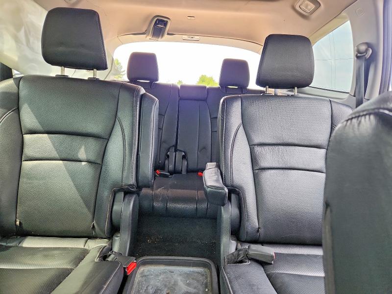 63947276 :رقم المزاد ، 5FNYF6H98HB508009 vin ، 2017 Honda Pilot مزاد بيع