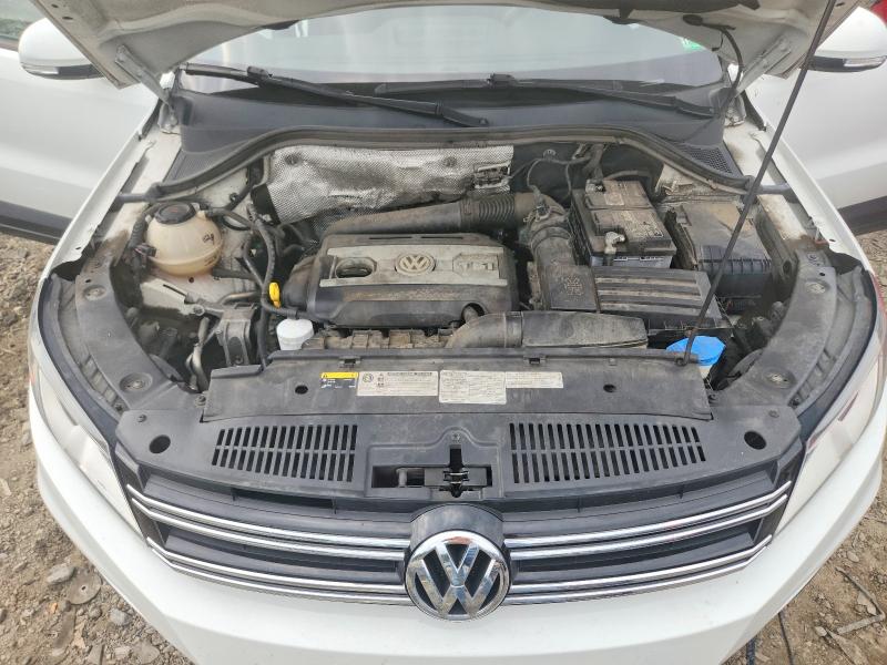 Продаж на аукціоні авто 2018 Volkswagen Tiguan Limited, vin: WVGAV7AX9JK003586, номер лоту: 65167786