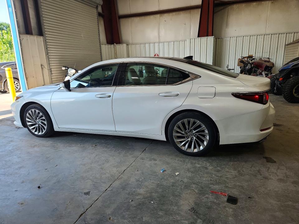 Продажа на аукционе авто 2019 Lexus Es, vin: 58ABZ1B17KU007103, номер лота: 64570256