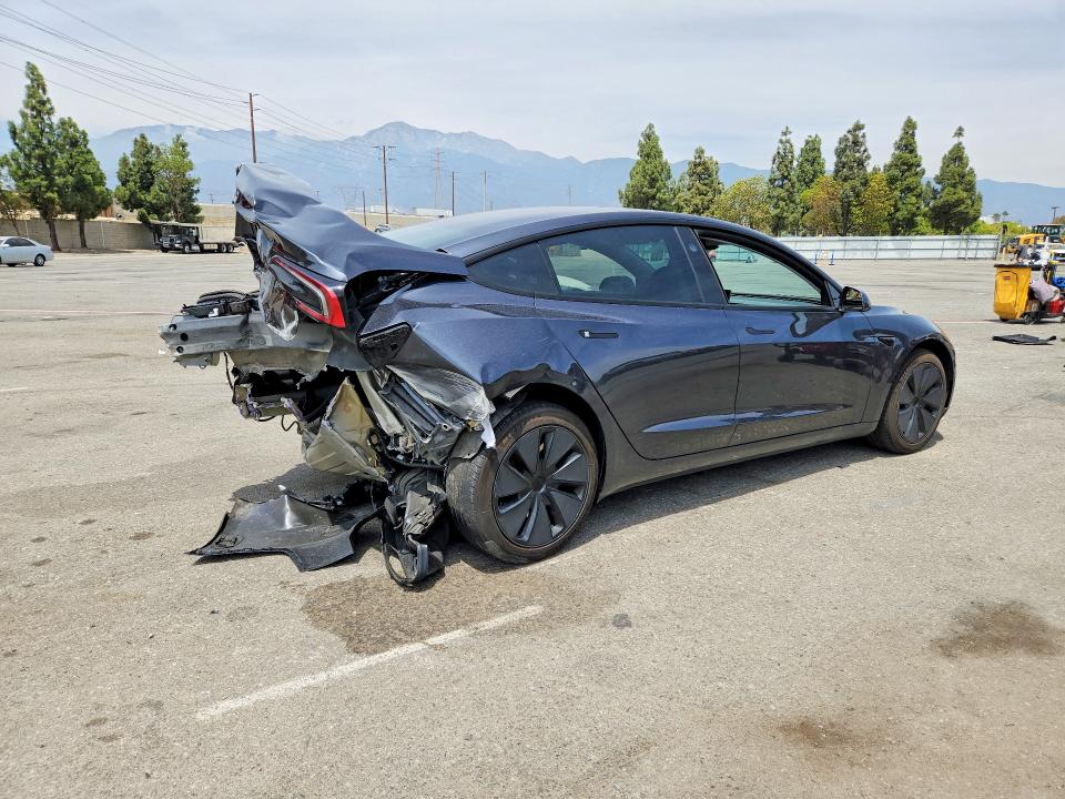 Продажа на аукционе авто 2025 Tesla Model 3, vin: 5YJ3E1EA4SF043590, номер лота: 64959396