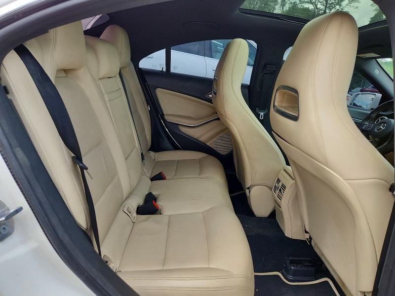 63330016 :رقم المزاد ، WDDSJ4EB5KN735060 vin ، 2019 Mercedes-benz Cla مزاد بيع
