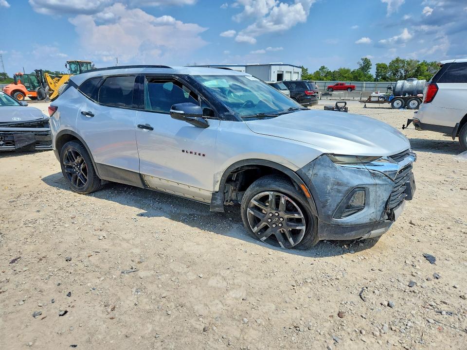 66303916 :رقم المزاد ، 3GNKBDR46MS545254 vin ، 2021 Chevrolet Blazer مزاد بيع