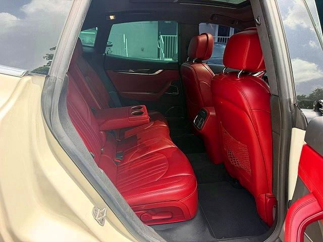 Продажа на аукционе авто 2018 Maserati Levante, vin: ZN661XUA6JX292117, номер лота: 65043096