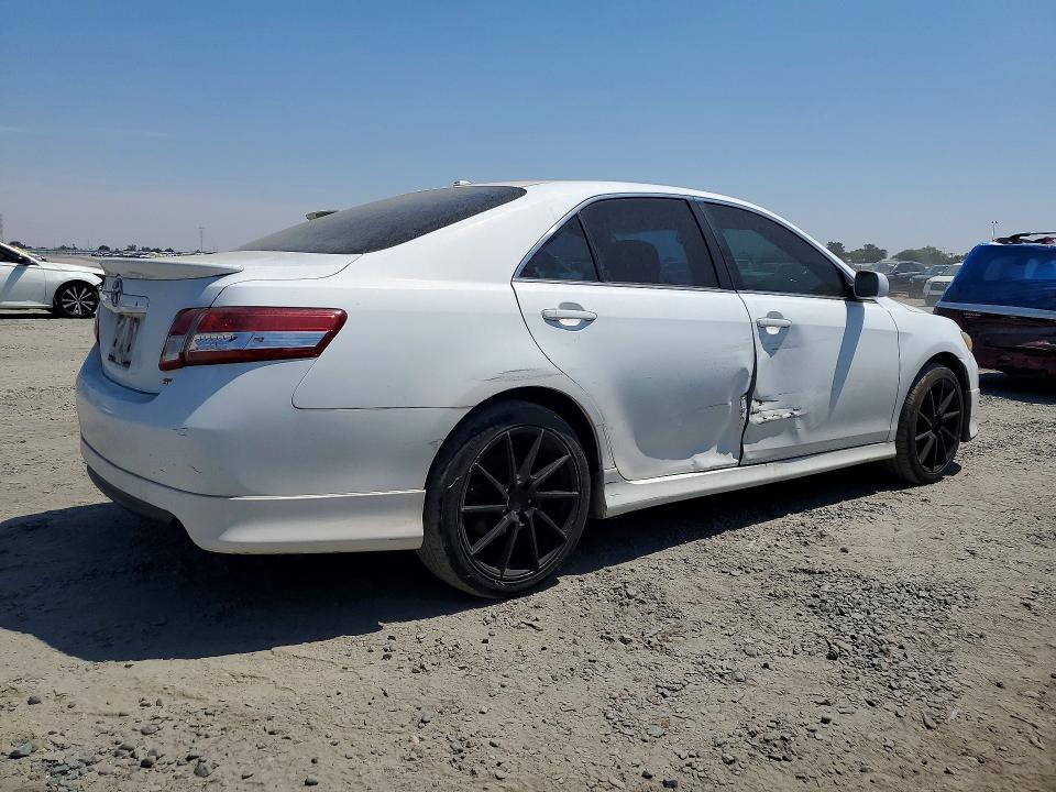 64340126 :رقم المزاد ، 4T1BF3EKXAU573884 vin ، 2010 Toyota Camry مزاد بيع