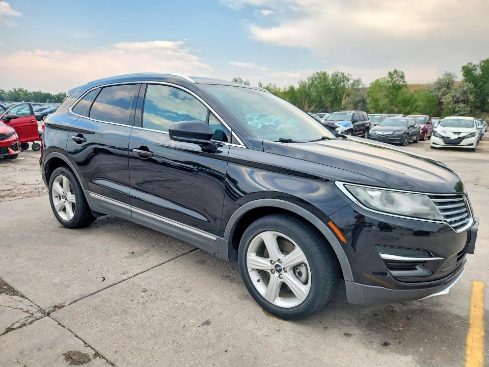 63521476 :رقم المزاد ، 5LMCJ1D99GUJ03714 vin ، 2016 Lincoln Mkc مزاد بيع