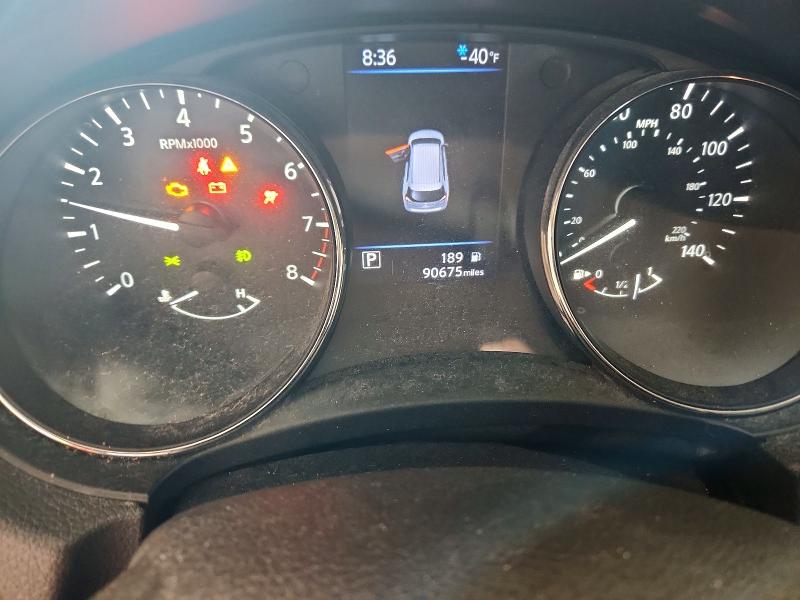 2018 Nissan Rogue მანქანა იყიდება აუქციონზე, vin: 5N1AT2MV4JC830005, აუქციონის ნომერი: 63486146