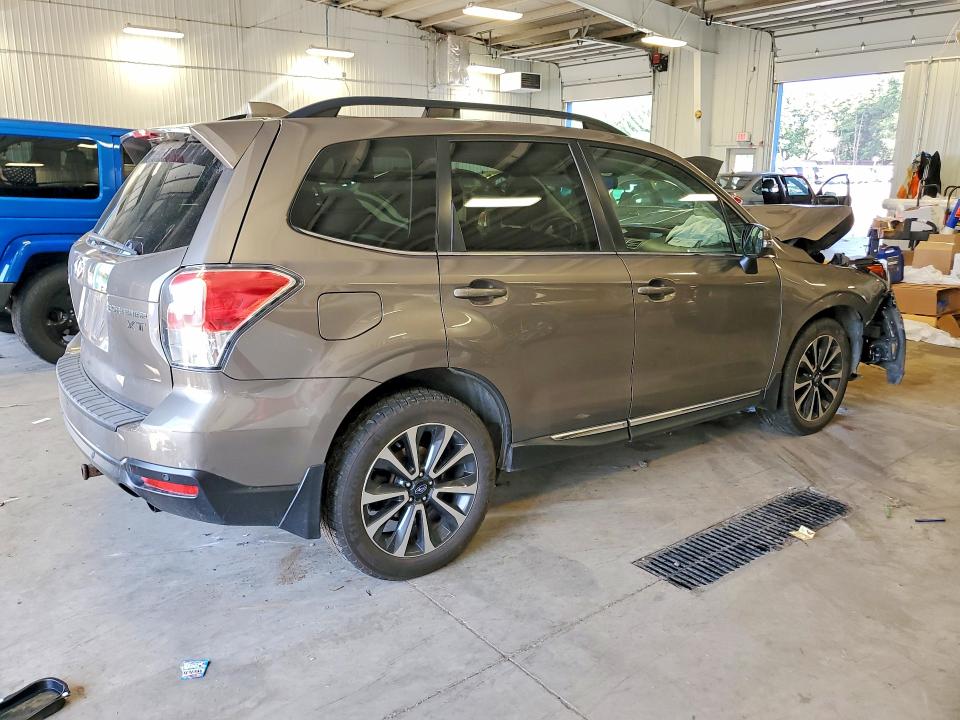 Продажа на аукционе авто 2017 Subaru Forester, vin: JF2SJGWC6HH496047, номер лота: 65388126