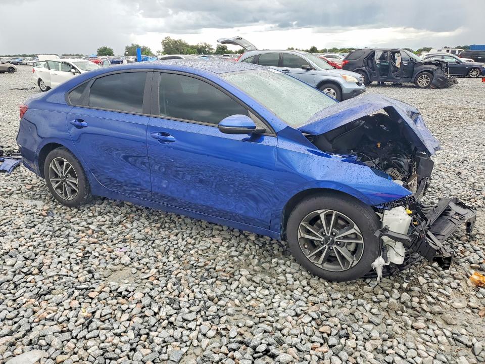 64213046 :رقم المزاد ، 3KPF24AD5PE601161 vin ، 2023 Kia Forte مزاد بيع