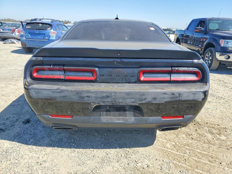 65273176 :رقم المزاد ، 2C3CDZBT0MH637957 vin ، 2021 Dodge Challenger مزاد بيع