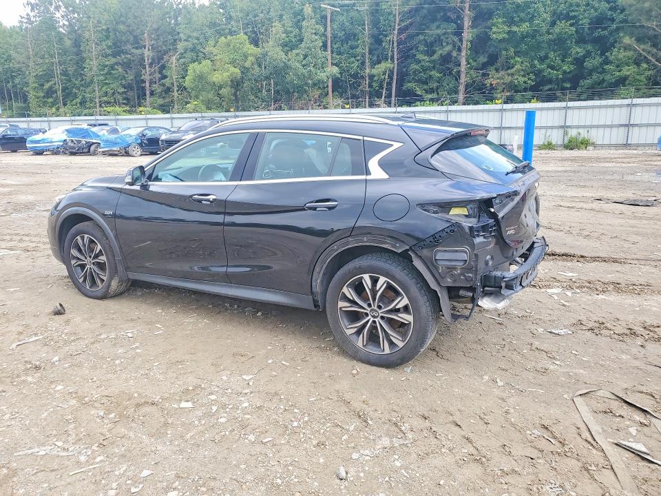 61102836 :رقم المزاد ، SJKCH5CR7KA008832 vin ، 2019 Infiniti Qx30 مزاد بيع
