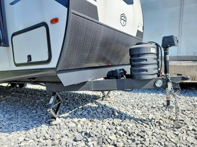 64819756 :رقم المزاد ، 4X4TSVF21SL049488 vin ، 2025 Forest River Surveryor مزاد بيع
