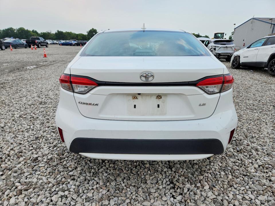 64600576 :رقم المزاد ، 5YFEPMAE3MP215855 vin ، 2021 Toyota Corolla مزاد بيع