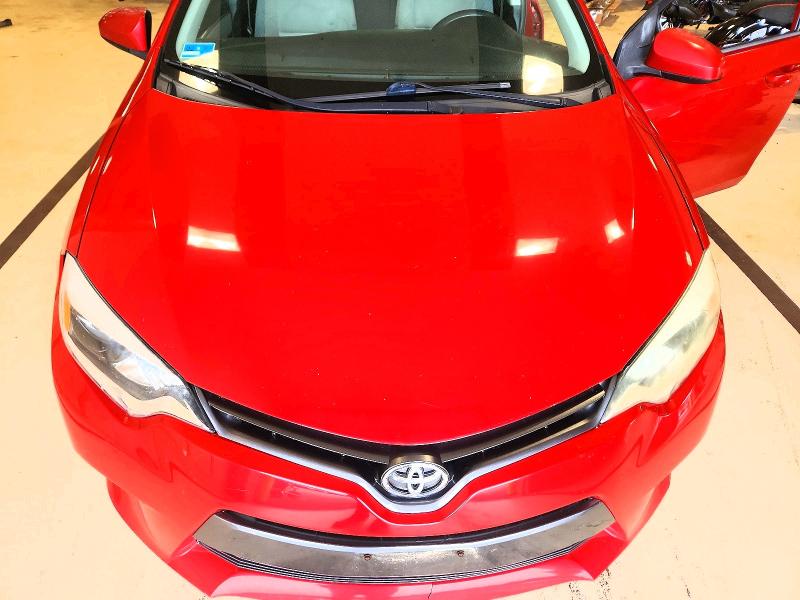 65265146 :رقم المزاد ، 2T1BURHE3FC407388 vin ، 2015 Toyota Corolla مزاد بيع