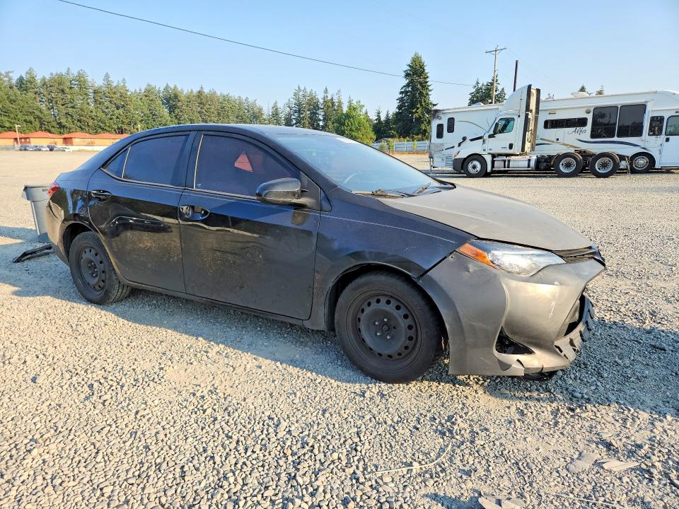 63939076 :رقم المزاد ، 2T1BURHE0HC906572 vin ، 2017 Toyota Corolla مزاد بيع