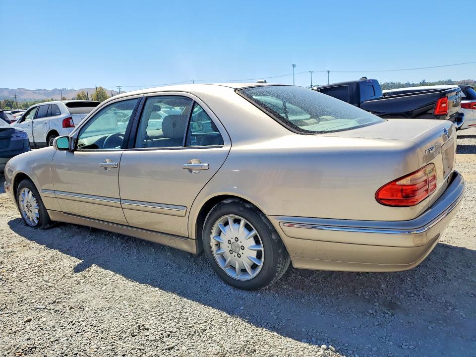 Продажа на аукционе авто 2000 Mercedes-benz E, vin: WDBJF65J1YB164220, номер лота: 65228106