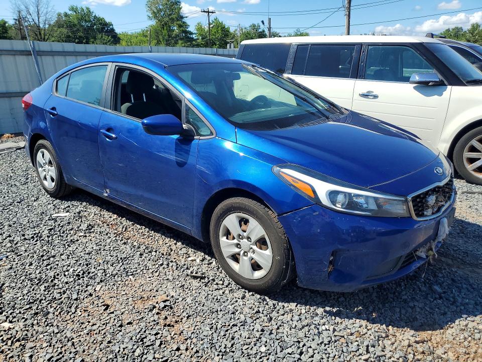 2018 Kia Forte მანქანა იყიდება აუქციონზე, vin: 3KPFL4A76JE262876, აუქციონის ნომერი: 66310796