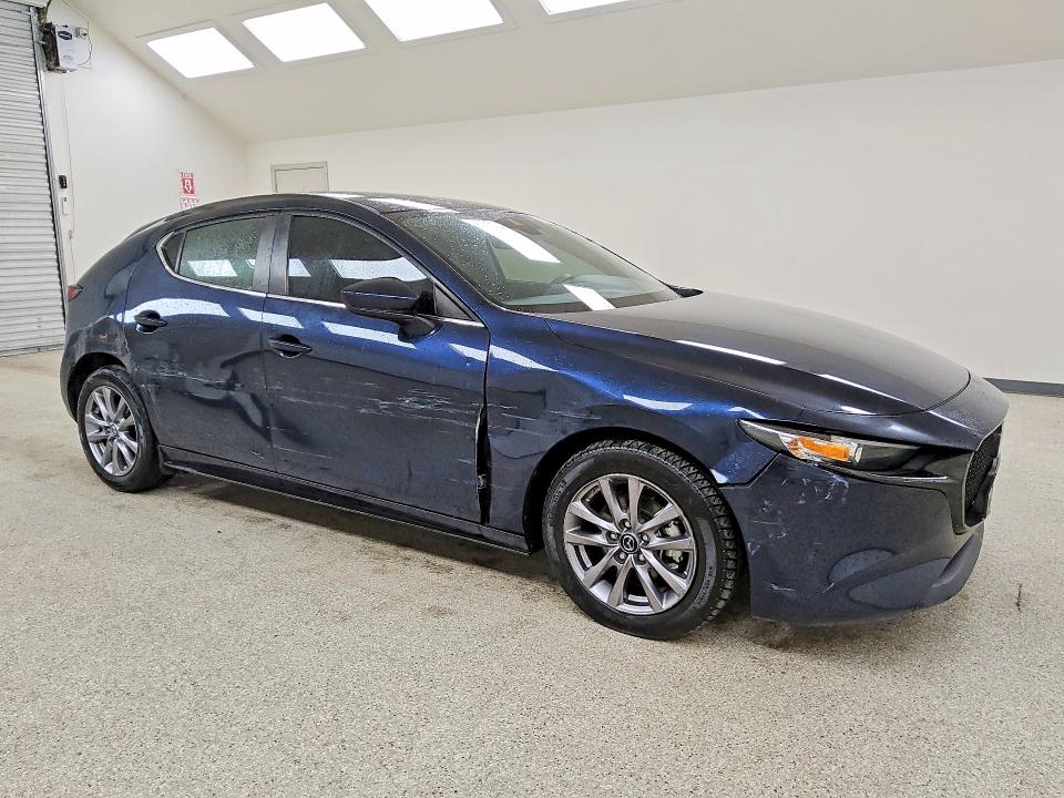 2022 Mazda 3 მანქანა იყიდება აუქციონზე, vin: JM1BPAJL4N1511960, აუქციონის ნომერი: 65202726