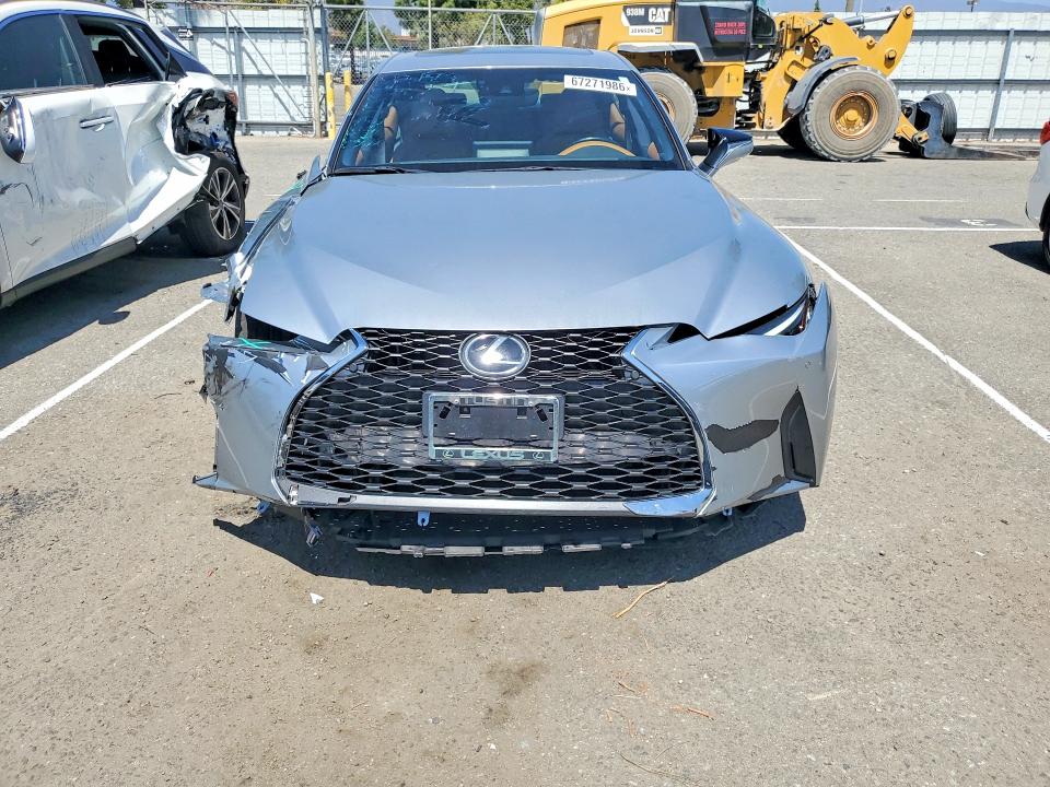 Продаж на аукціоні авто 2022 Lexus Is, vin: JTHDA1D24N5122644, номер лоту: 67271986