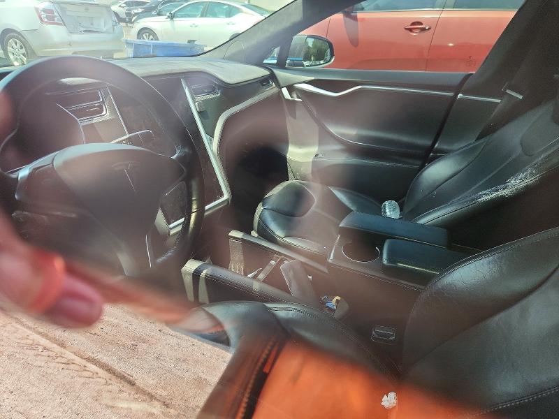 Продаж на аукціоні авто 2015 Tesla Model S, vin: 5YJSA1H25FFP74031, номер лоту: 64041426