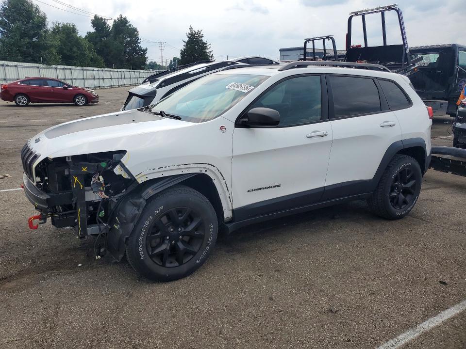 Продаж на аукціоні авто 2015 Jeep Cherokee, vin: 1C4PJMBS8FW685985, номер лоту: 64306196