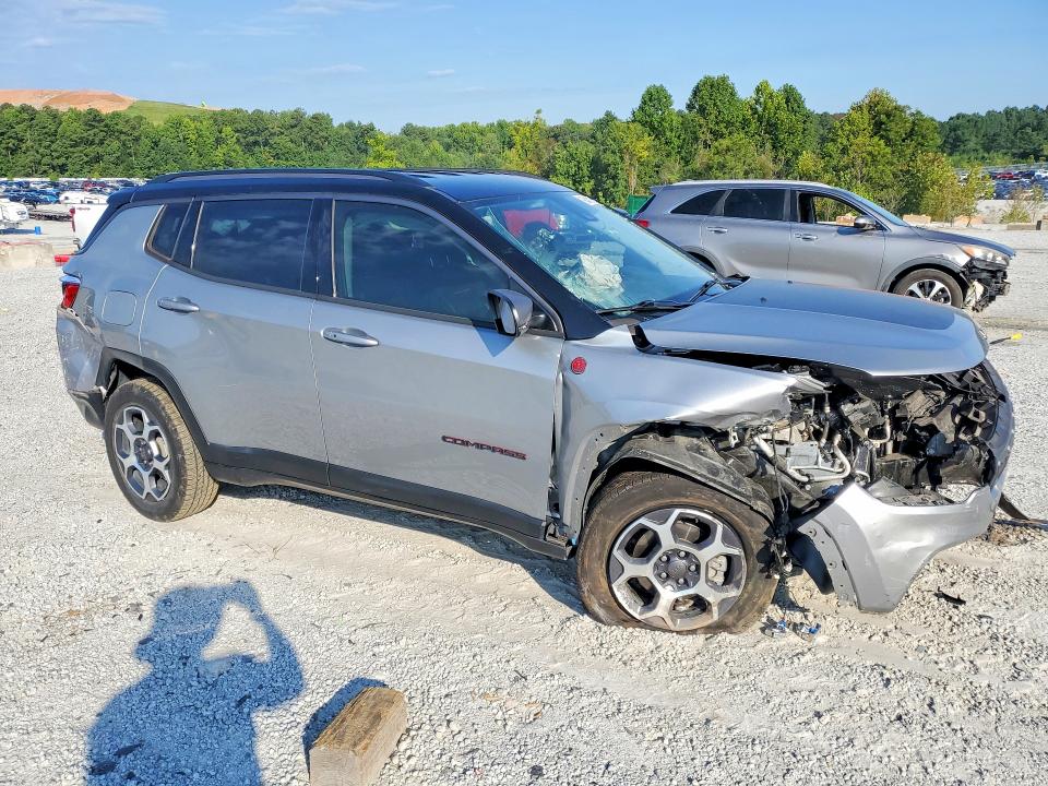 66491776 :رقم المزاد ، 3C4NJDDB1NT108742 vin ، 2022 Jeep Compass مزاد بيع