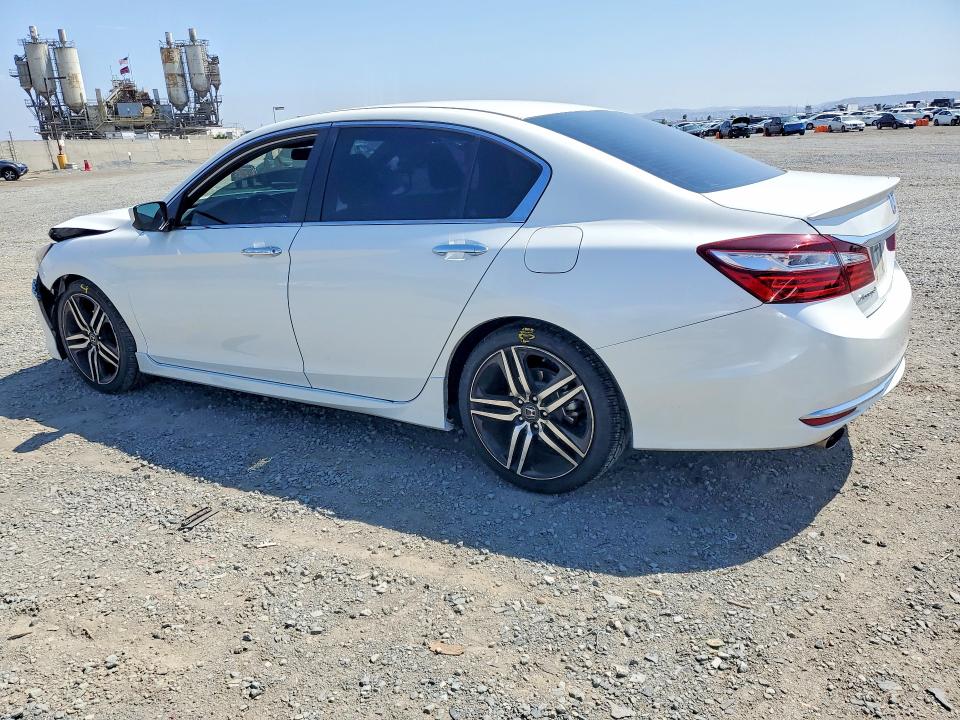 Продаж на аукціоні авто 2017 Honda Accord, vin: 1HGCR2F15HA266197, номер лоту: 64785536