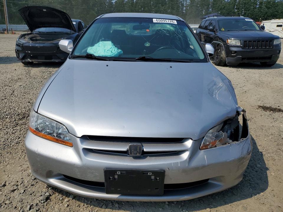 Продажа на аукционе авто 2000 Honda Accord, vin: 1HGCG5649YA063556, номер лота: 65095126