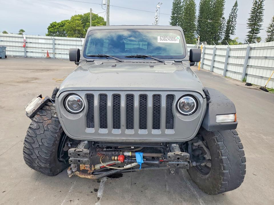 2018 Jeep Wrangler Unlimited მანქანა იყიდება აუქციონზე, vin: 1C4HJXDG5JW319621, აუქციონის ნომერი: 63824906