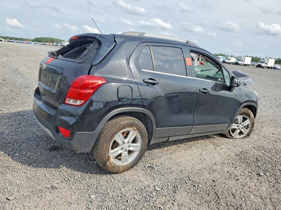 63670446 :رقم المزاد ، 3GNCJLSB0JL329061 vin ، 2018 Chevrolet Trax مزاد بيع