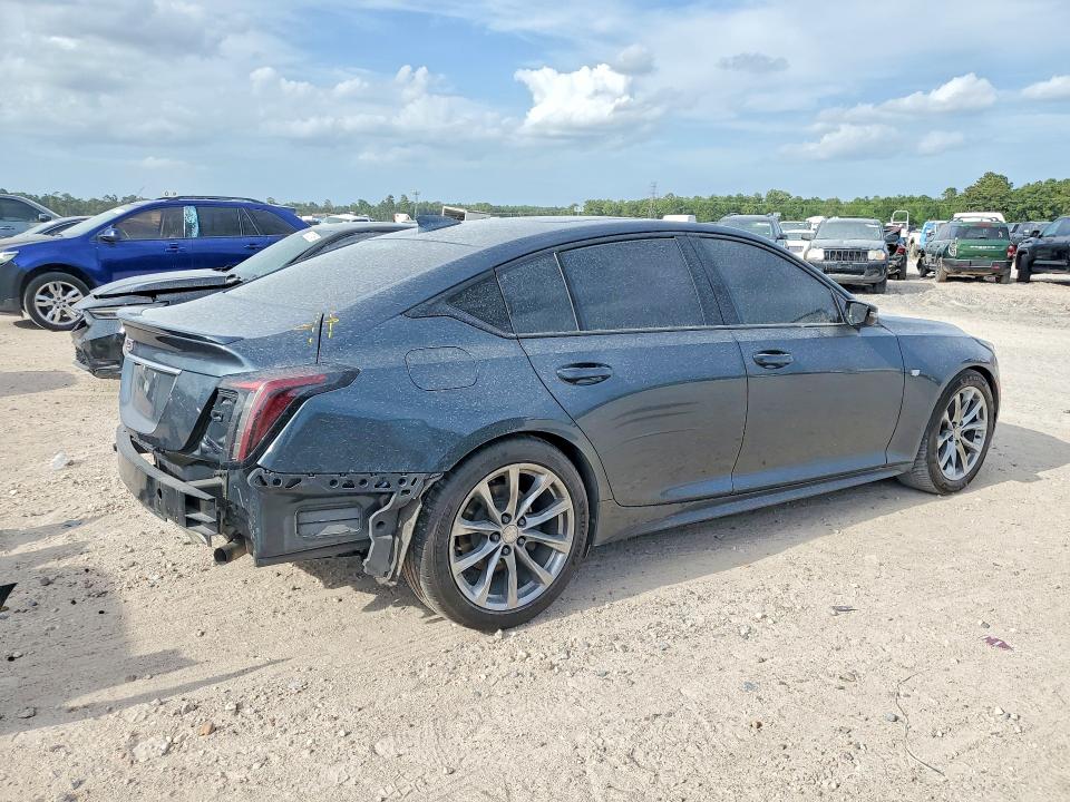 64673246 :رقم المزاد ، 1G6DP5RKXM0135171 vin ، 2021 Cadillac Ct5 مزاد بيع