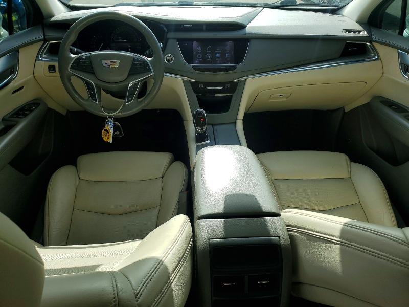 64469706 :رقم المزاد ، 1GYKNBRS2HZ201927 vin ، 2017 Cadillac Xt5 مزاد بيع