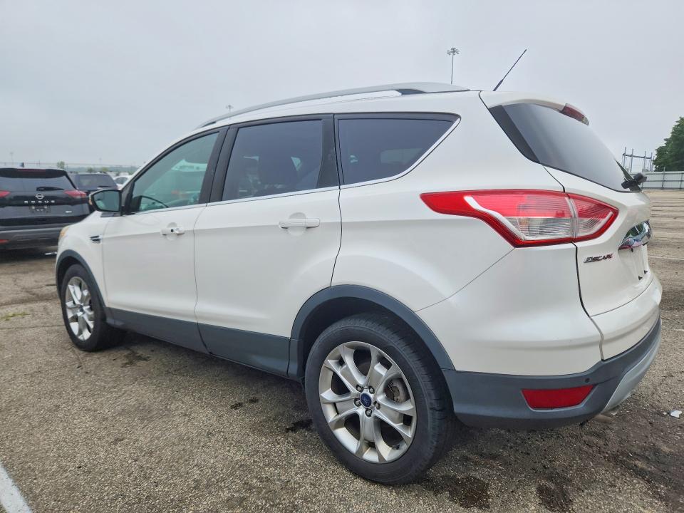 Продажа на аукционе авто 2015 Ford Escape, vin: 1FMCU9JX8FUA05350, номер лота: 64482266