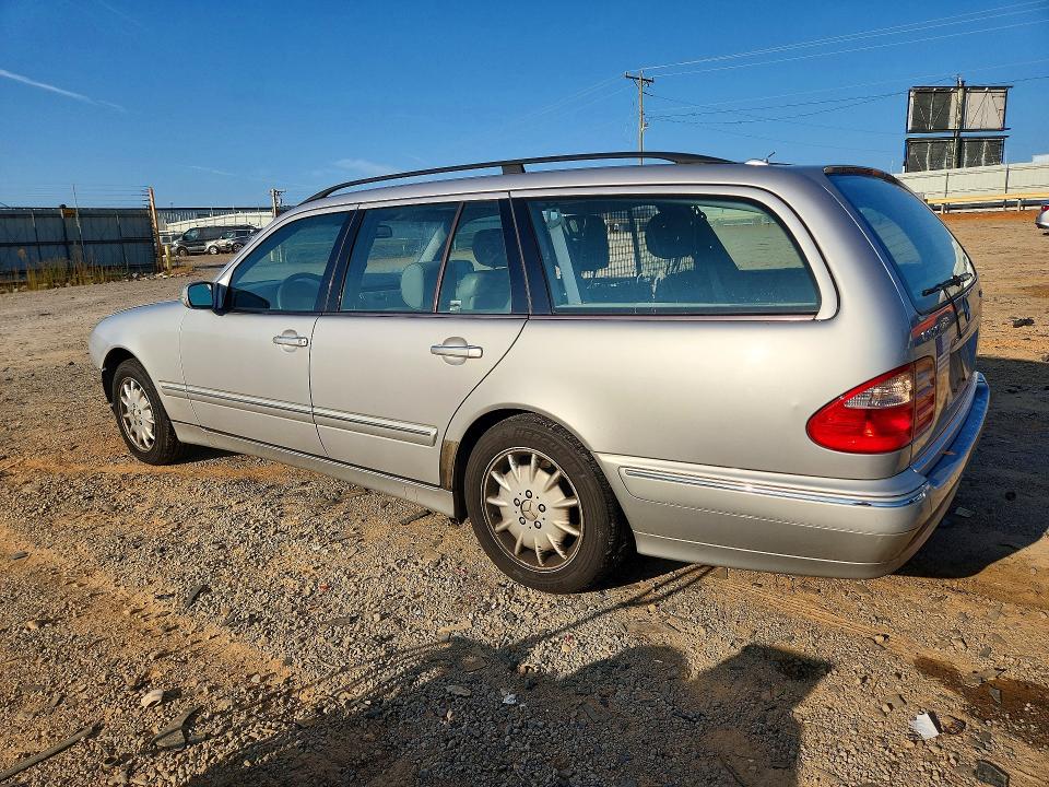 66293916 :رقم المزاد ، WDBJH82J21X045997 vin ، 2001 Mercedes-benz E مزاد بيع