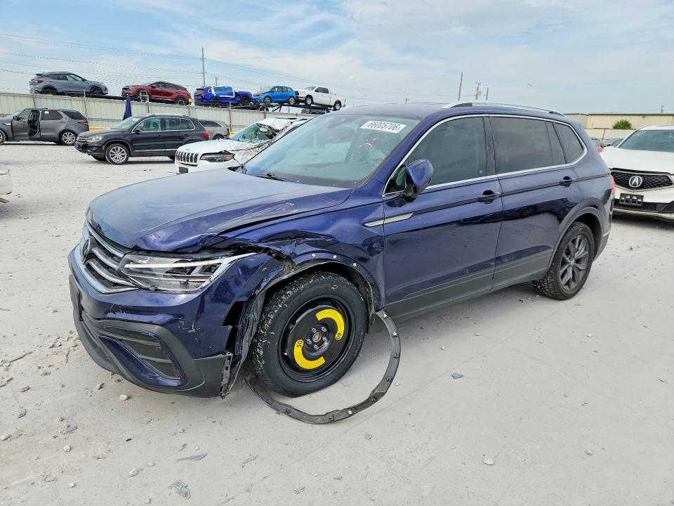 Продажа на аукционе авто 2022 Volkswagen Tiguan, vin: 3VV3B7AX3NM082629, номер лота: 66005706