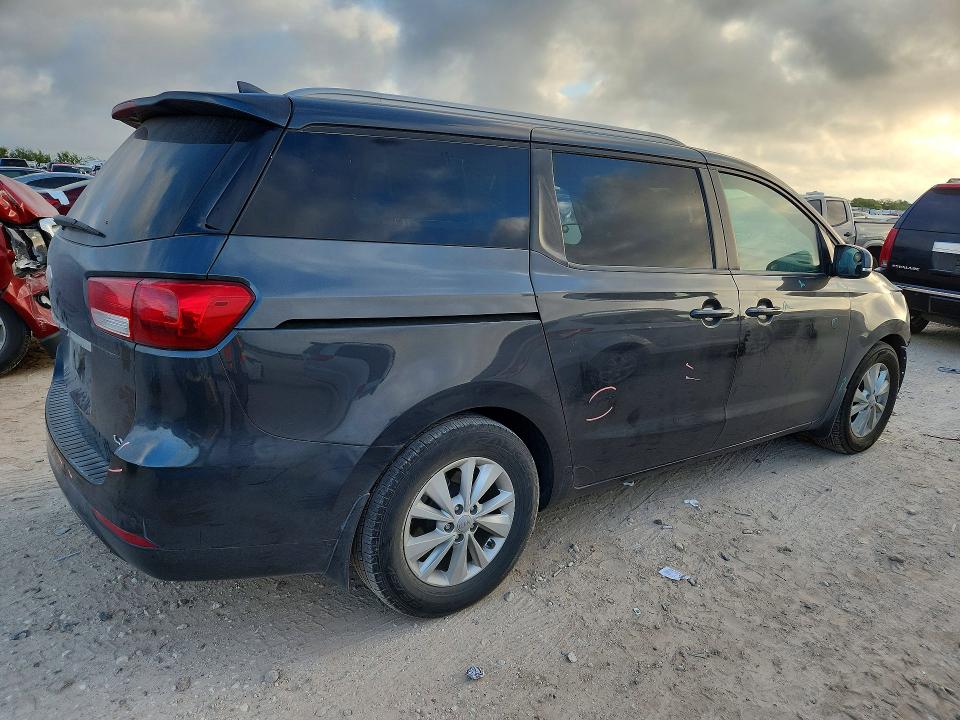 2018 Kia Sedona მანქანა იყიდება აუქციონზე, vin: KNDMB5C10J6425388, აუქციონის ნომერი: 64494176