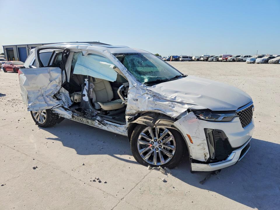 65377416 :رقم المزاد ، 1GYKPCRSXLZ208858 vin ، 2020 Cadillac Xt6 مزاد بيع