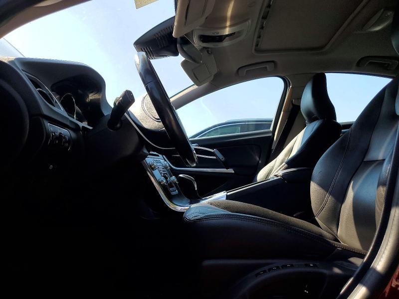 2015 Volvo S60 მანქანა იყიდება აუქციონზე, vin: YV140MFL6F2363002, აუქციონის ნომერი: 61979356