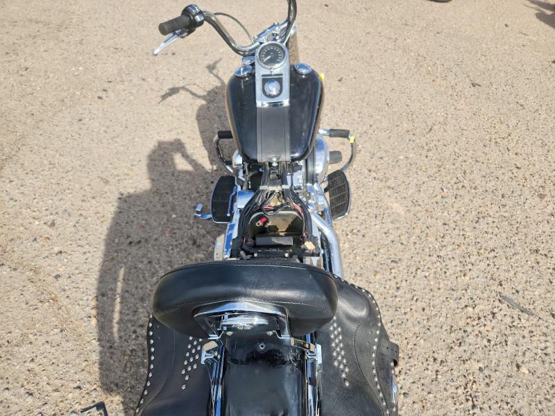2004 Harley-davidson Flstci მანქანა იყიდება აუქციონზე, vin: 1HD1BWB1X4Y039739, აუქციონის ნომერი: 64404986