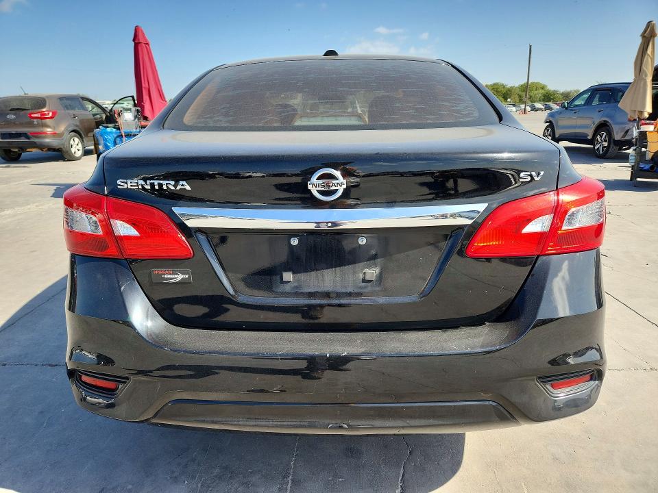 64622676 :رقم المزاد ، 3N1AB7AP1JY209910 vin ، 2018 Nissan Sentra مزاد بيع