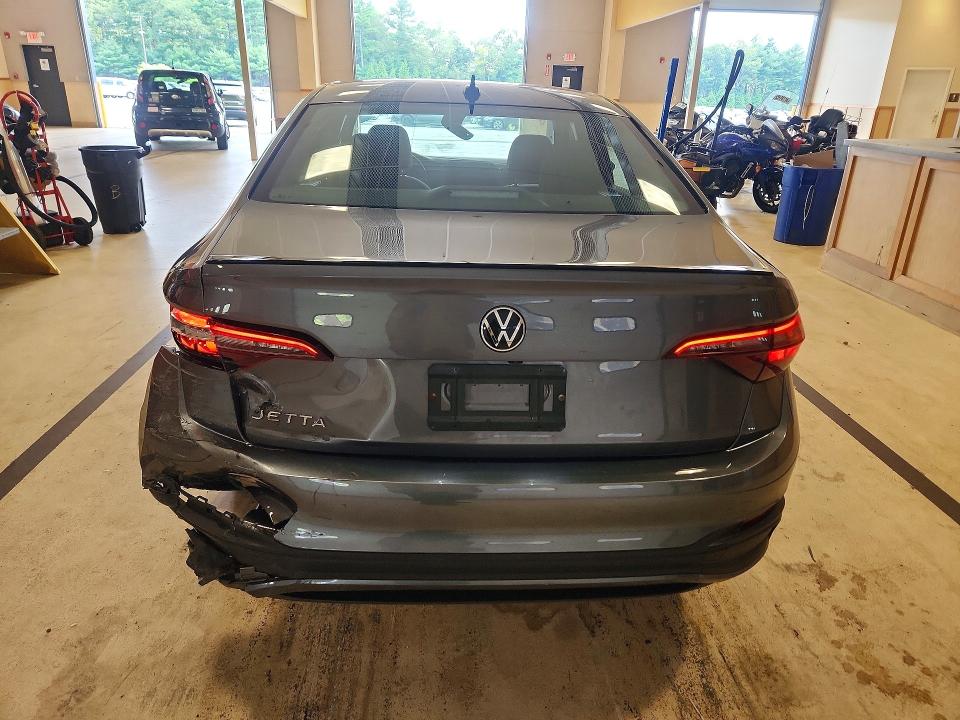 65741316 :رقم المزاد ، 3VWAM7BU8PM045161 vin ، 2023 Volkswagen Jetta مزاد بيع