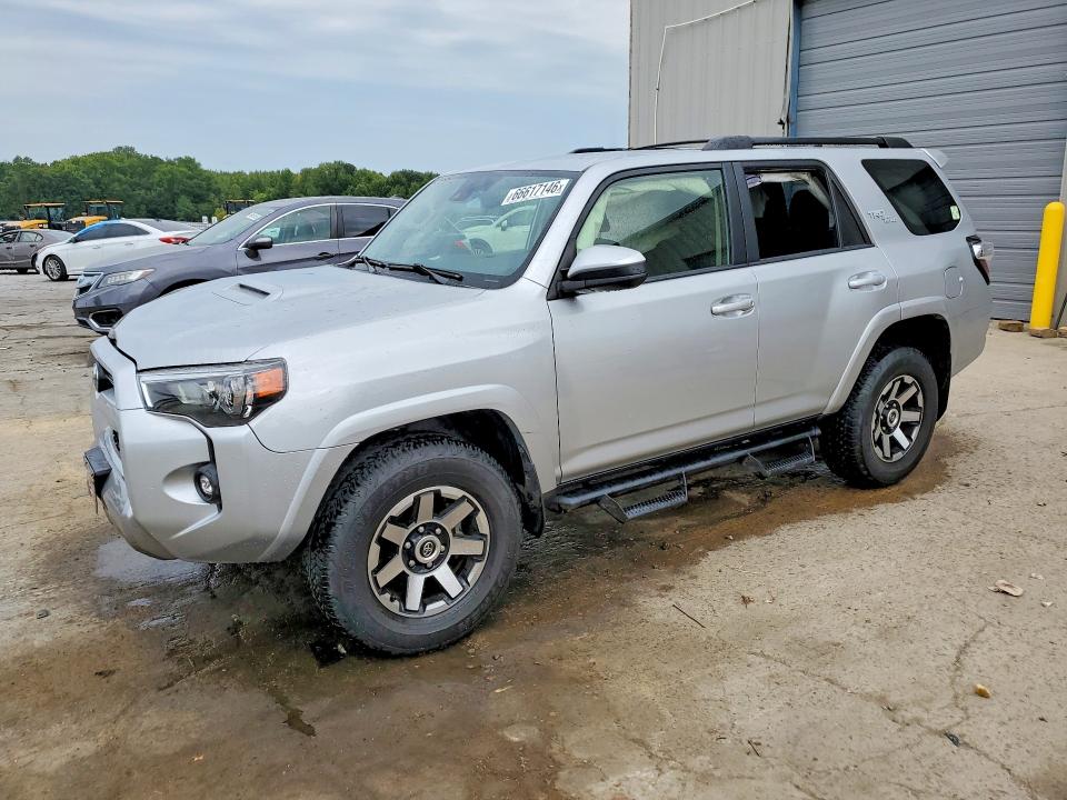 Продажа на аукционе авто 2023 Toyota 4runner, vin: JTEPU5JR5P6123227, номер лота: 66617146