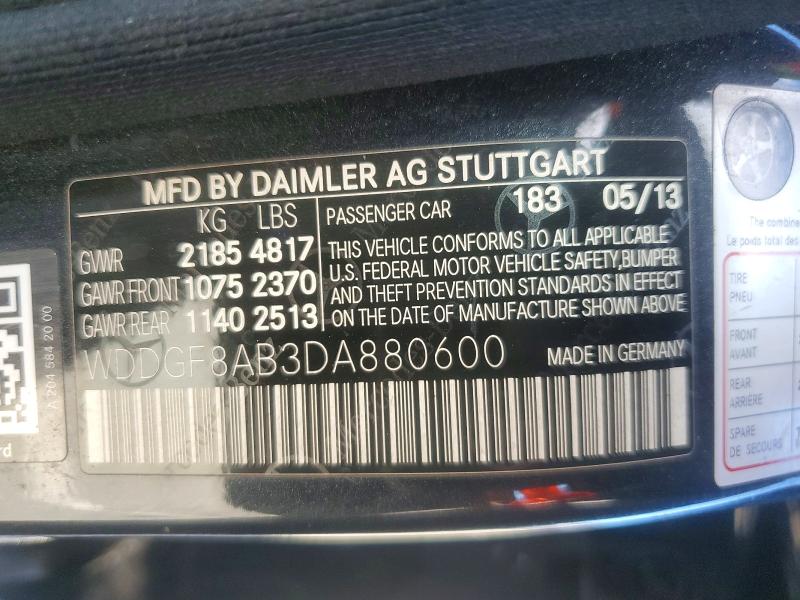 2013 Mercedes-benz C მანქანა იყიდება აუქციონზე, vin: WDDGF8AB3DA880600, აუქციონის ნომერი: 66689306
