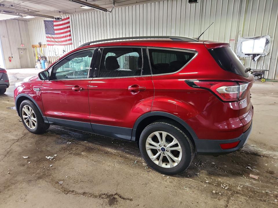 Продажа на аукционе авто 2017 Ford Escape, vin: 1FMCU0GD5HUB75595, номер лота: 64391816