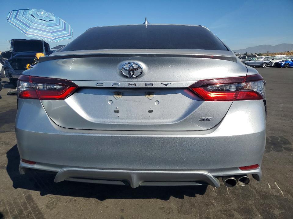 2022 Toyota Camry მანქანა იყიდება აუქციონზე, vin: 4T1G11AK8NU673289, აუქციონის ნომერი: 65665696