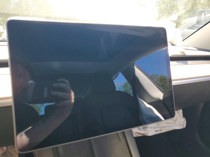 64679746 :رقم المزاد ، 5YJ3E1EAXMF022858 vin ، 2021 Tesla Model 3 مزاد بيع
