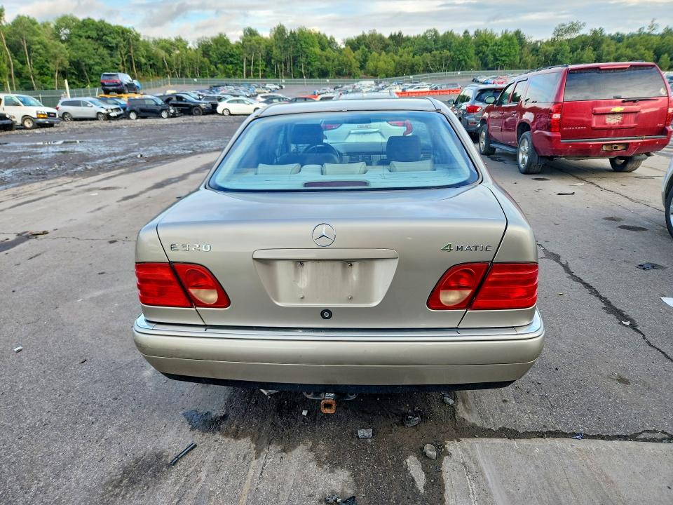 Aukcja sprzedaży 1999 Mercedes-benz E, vin: WDBJF82H3XX023468, numer aukcji: 65002956