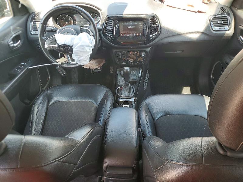63507846 :رقم المزاد ، 3C4NJDBB0JT395522 vin ، 2018 Jeep Compass مزاد بيع