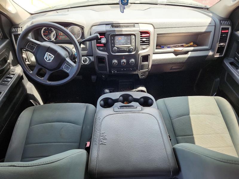61789216 :رقم المزاد ، 3C6UR5CJ7FG655390 vin ، 2015 Ram 2500 مزاد بيع