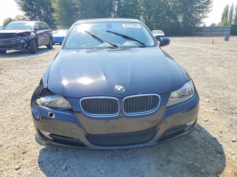 65215986 :رقم المزاد ، WBAPH5C57BF093446 vin ، 2011 Bmw 328 مزاد بيع