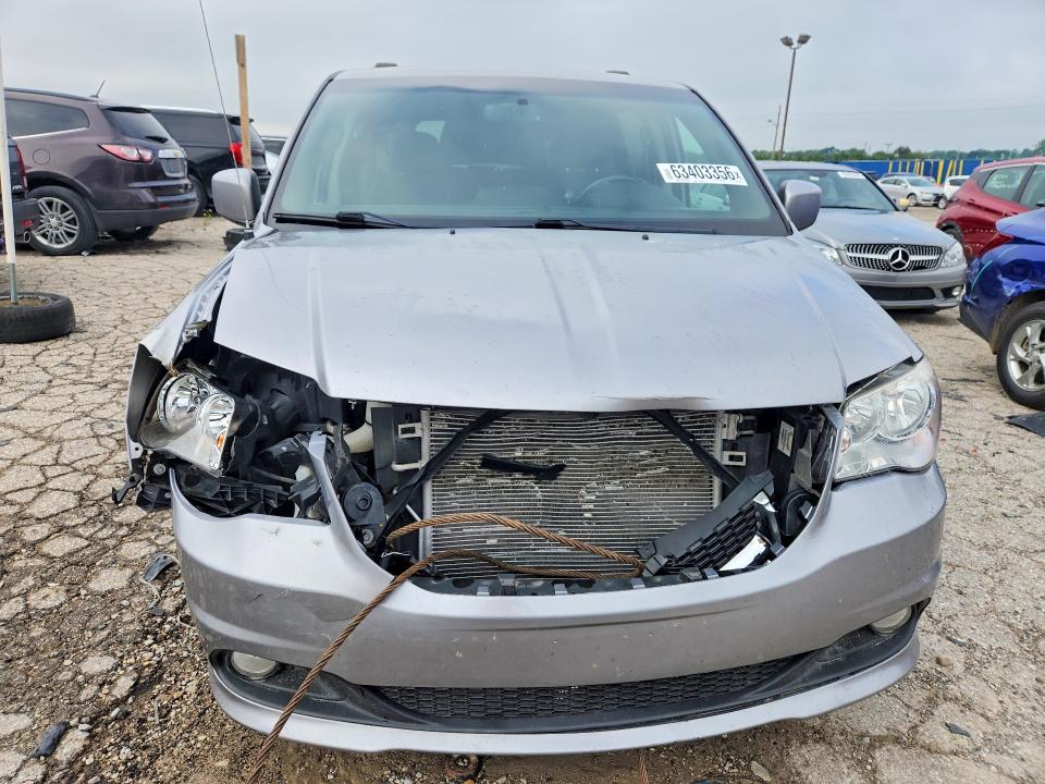 63403356 :رقم المزاد ، 2C4RDGCG1HR696124 vin ، 2017 Dodge Grand Caravan مزاد بيع
